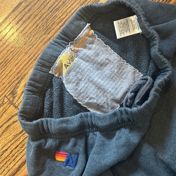 🏄♀️AVIATOR NATION 🏄♀️ Neon Chevron Charcoal Gray Sweatpants Women’s size XS - Picture 4 of 5